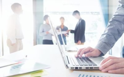Treinamento Corporativo: Contrate uma empresa experiente.
